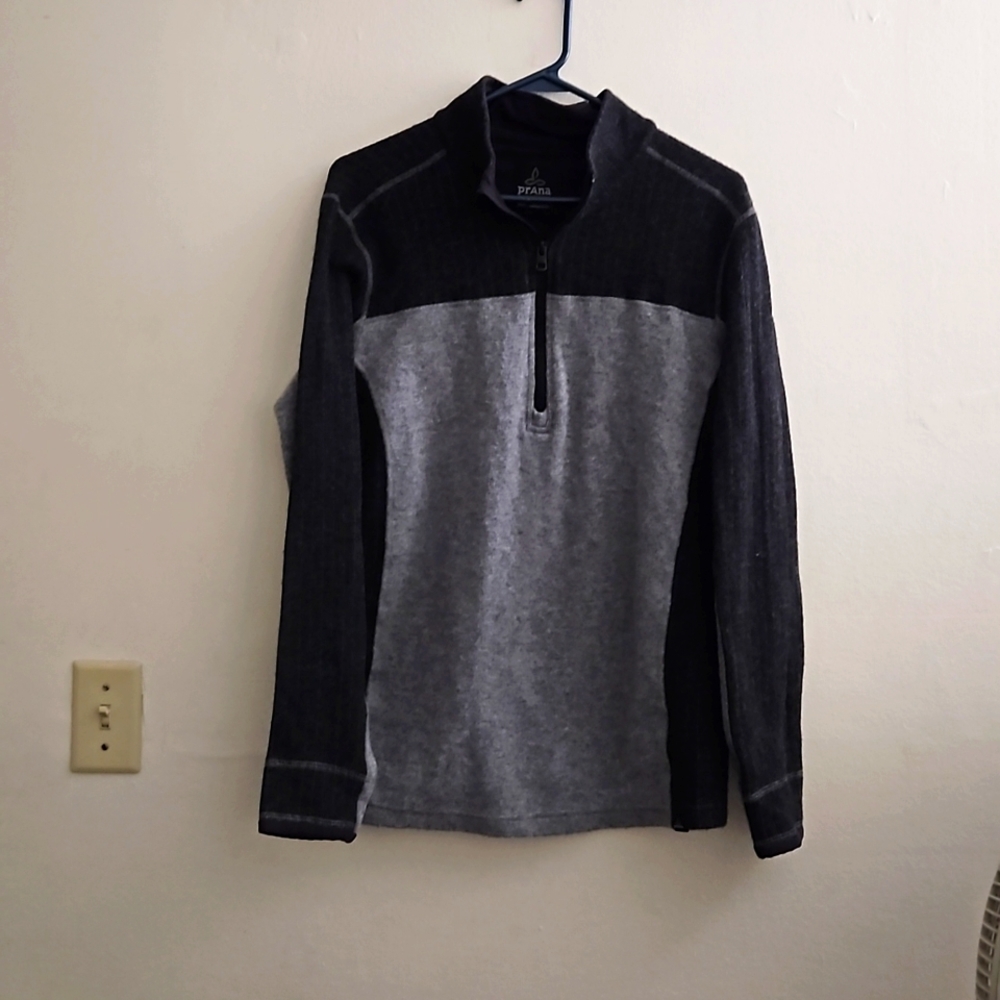 Medium PRANA Sweater